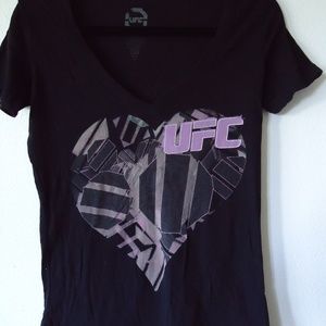 UFC v-neck tshirt